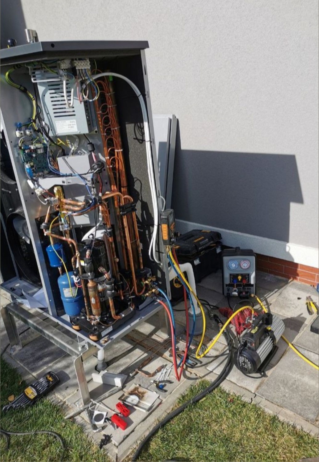 оказания дополнительных услуг, услуги по кондиционерам, услуги по ремонту кондиционера эвакуация хладагента